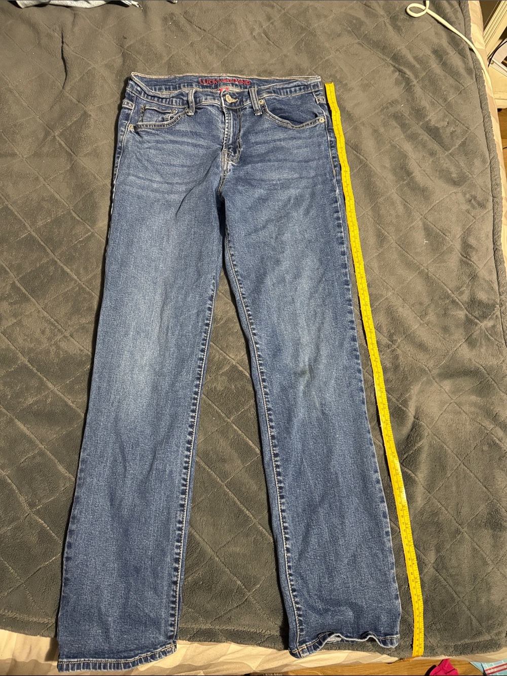 Lucky brand dark wash straight leg jeans